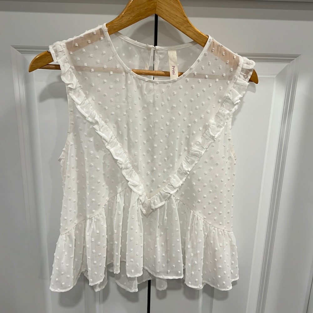Primi white lace crop top